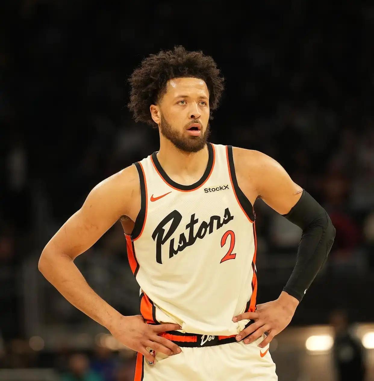 威尼斯娱乐网站 -集结日底特律活塞调整名单以备英超，止住颓势环节打磨，媒体盛赞，身体对抗强度拉满的简单介绍