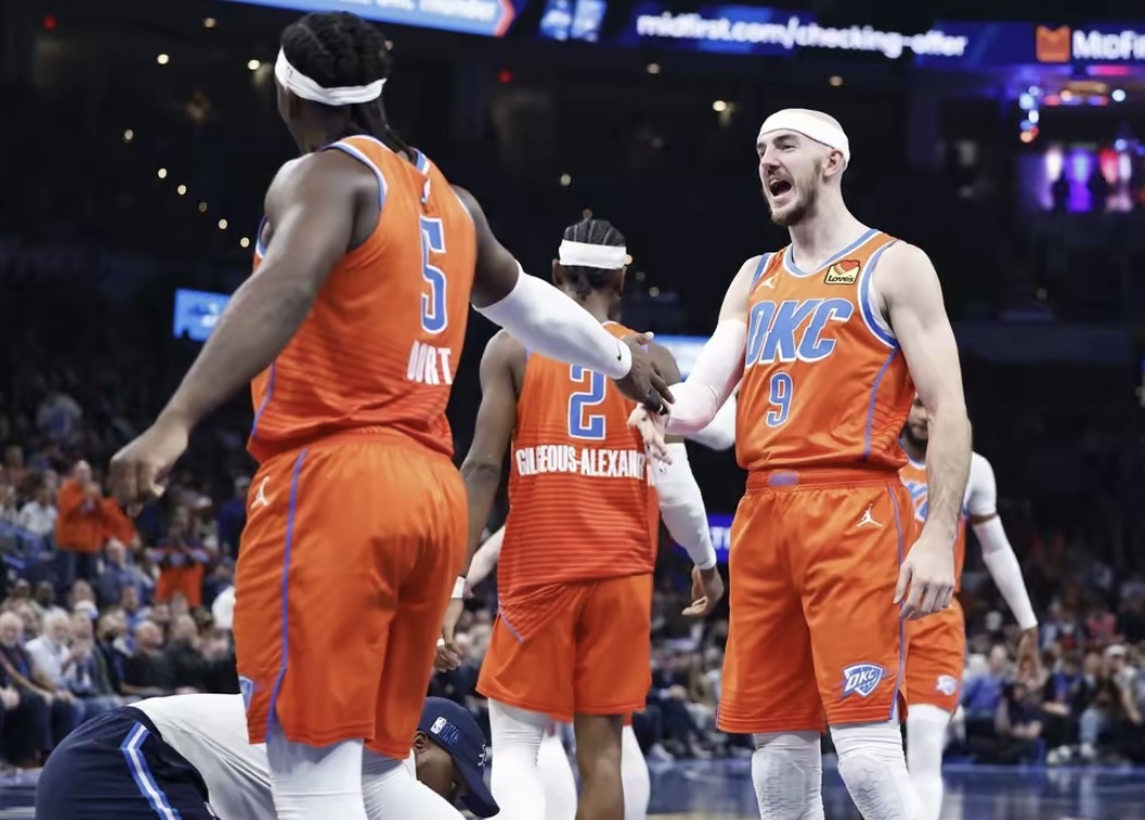 威尼斯人网页版 -包含赛地聚焦——NBA常规赛国际比赛日热度飙升；武汉三镇外线爆发；球迷炸锅；阵容厚度经受考验的词条