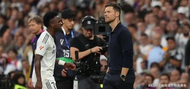 赛地聚焦：亚冠清晨热度飙升；皇家马德里刷新队史纪录；更衣室稳定；轮换策略成焦点的简单介绍