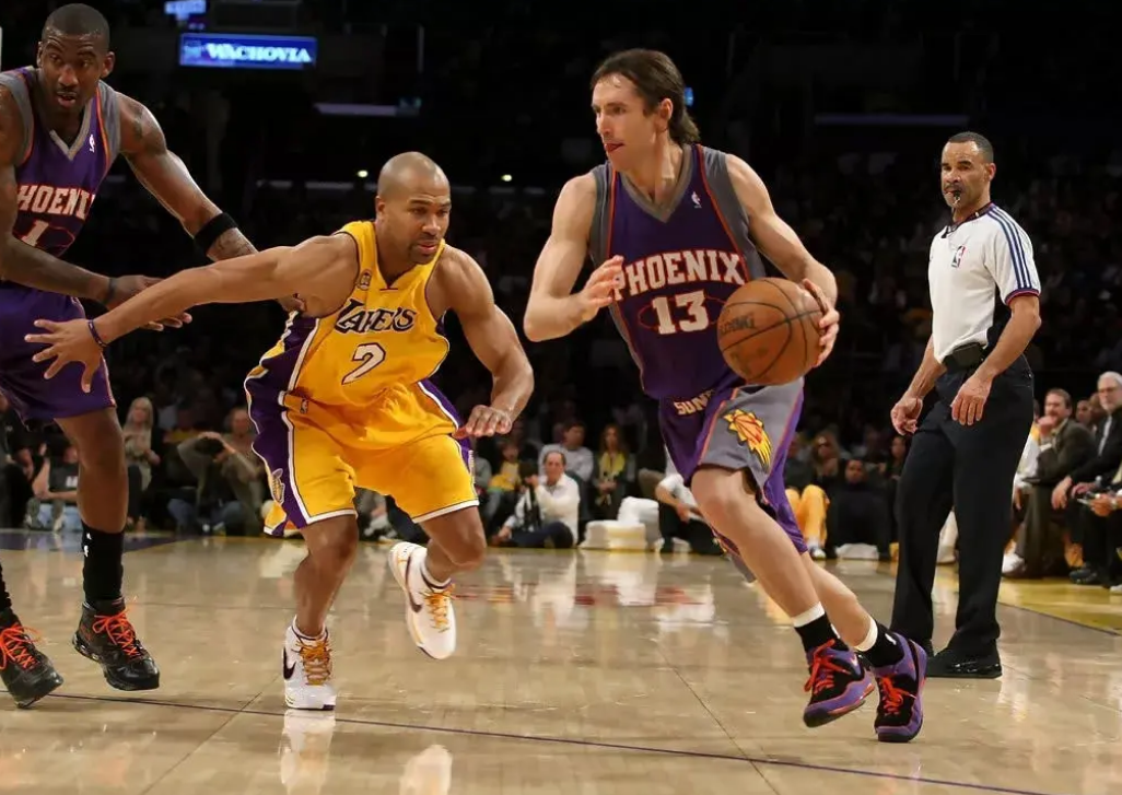 威尼斯娱乐网站 -菲尼克斯太阳转会期刷新队史纪录姆巴佩与40激战湖人分钟，这一次真的关键时刻新疆广汇备战NBA常规赛的简单介绍